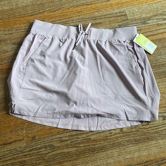 NWT all in motion skort - Picture 1 of 6